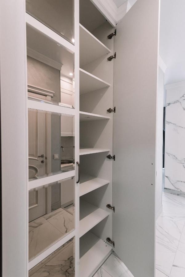 Royal Tower Vip Smart Apartments 3 Kiev Dış mekan fotoğraf